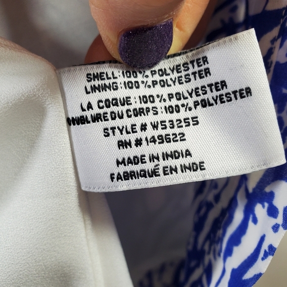 Walter Baker Madison Print Blue and White Boxy Blouse Size Small - Picture 7 of 8